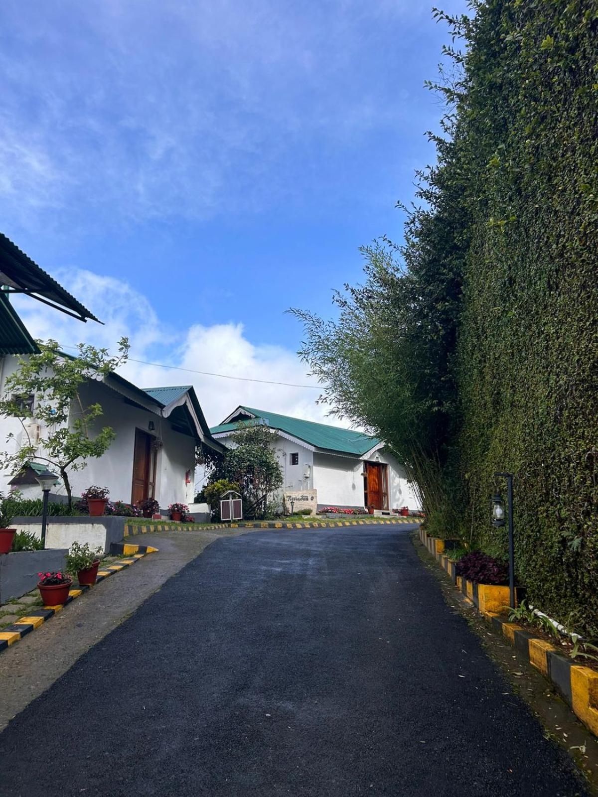 Deshadan Mountain Resort -The Highest Resort In Munnar Exterior foto