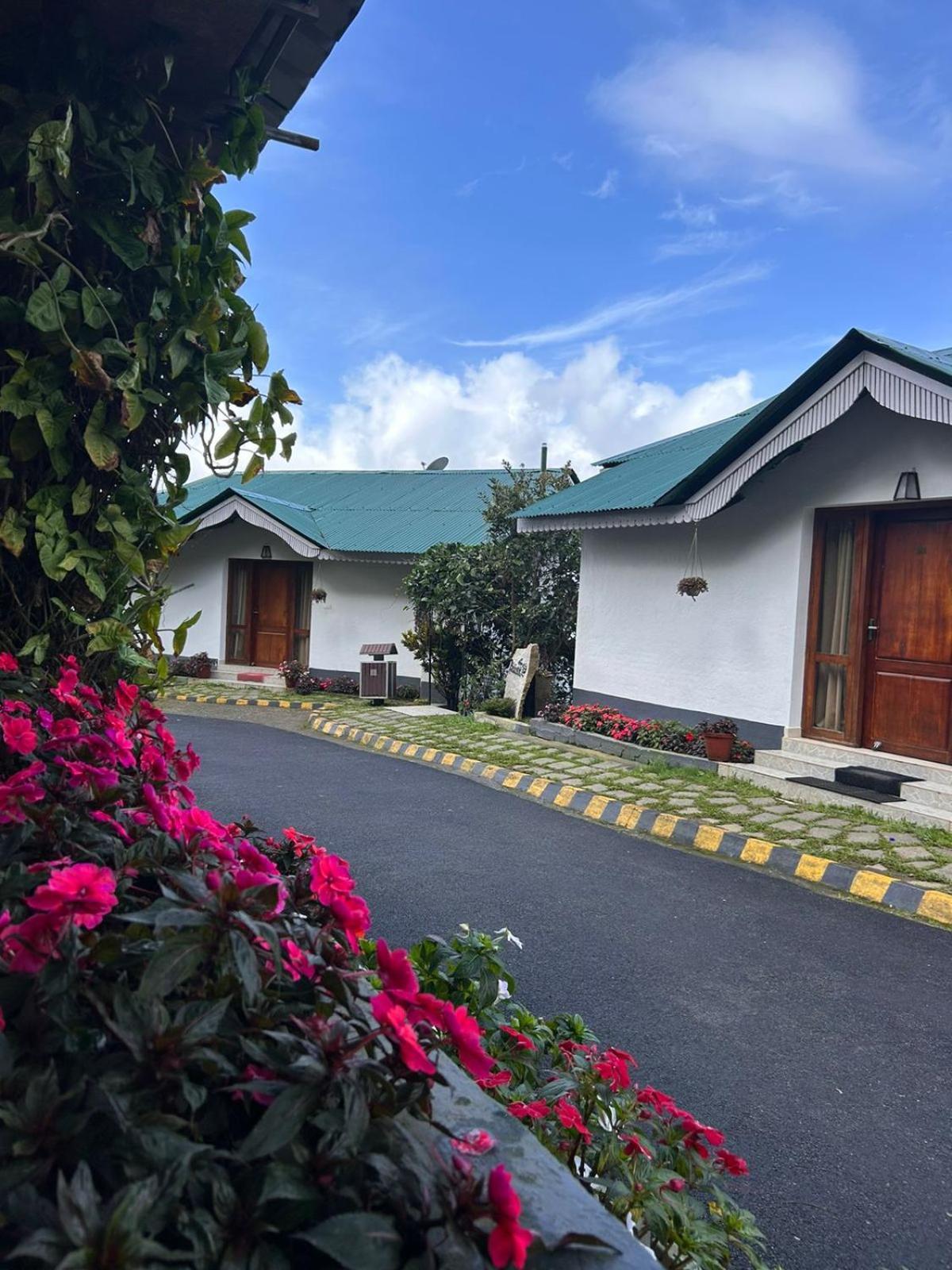 Deshadan Mountain Resort -The Highest Resort In Munnar Exterior foto
