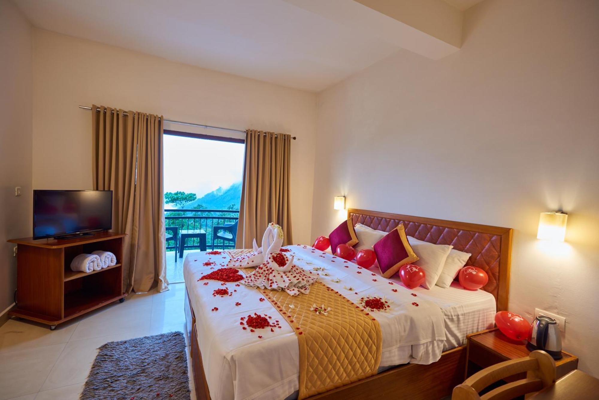 Deshadan Mountain Resort -The Highest Resort In Munnar Exterior foto